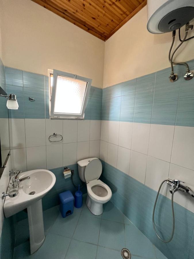 Hotel Moscopole קסאמיל מראה חיצוני תמונה