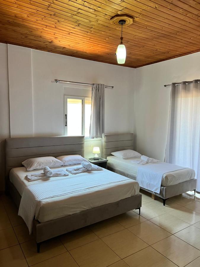 Hotel Moscopole קסאמיל מראה חיצוני תמונה