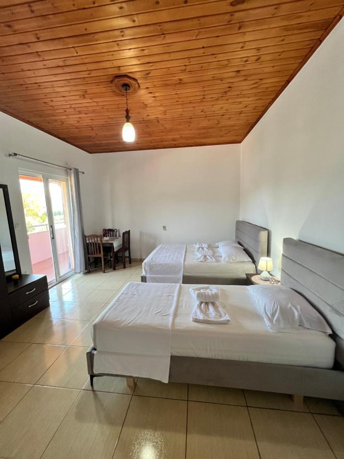 Hotel Moscopole קסאמיל מראה חיצוני תמונה