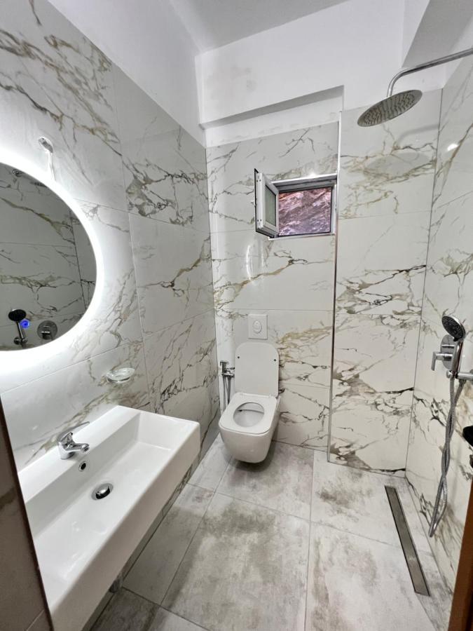Hotel Moscopole קסאמיל מראה חיצוני תמונה