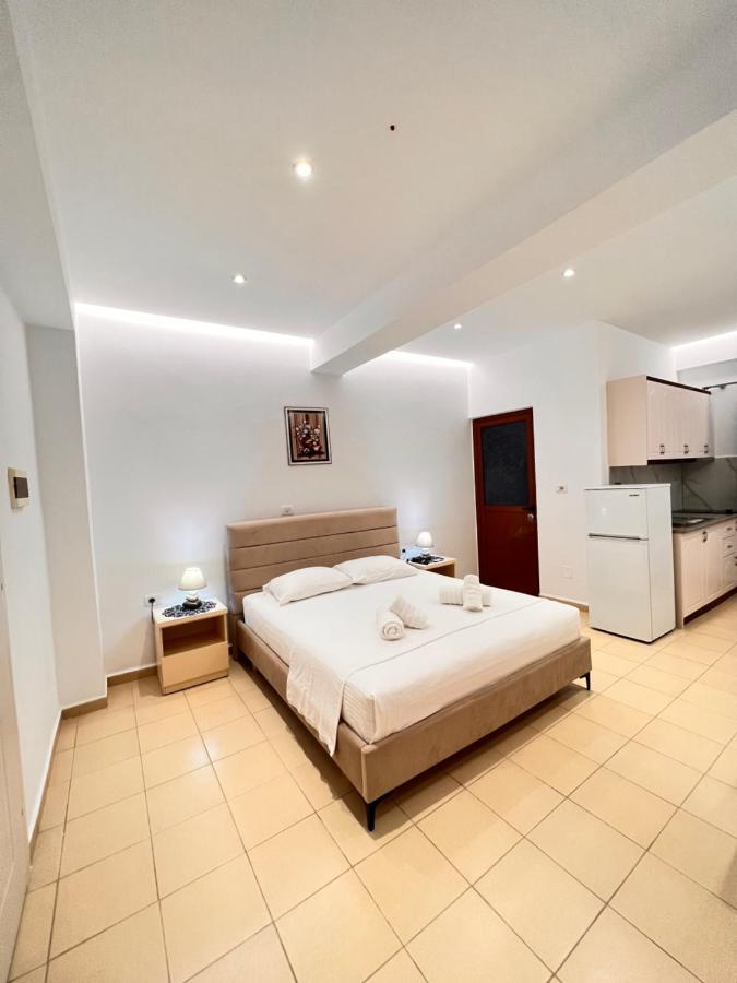 Hotel Moscopole קסאמיל מראה חיצוני תמונה