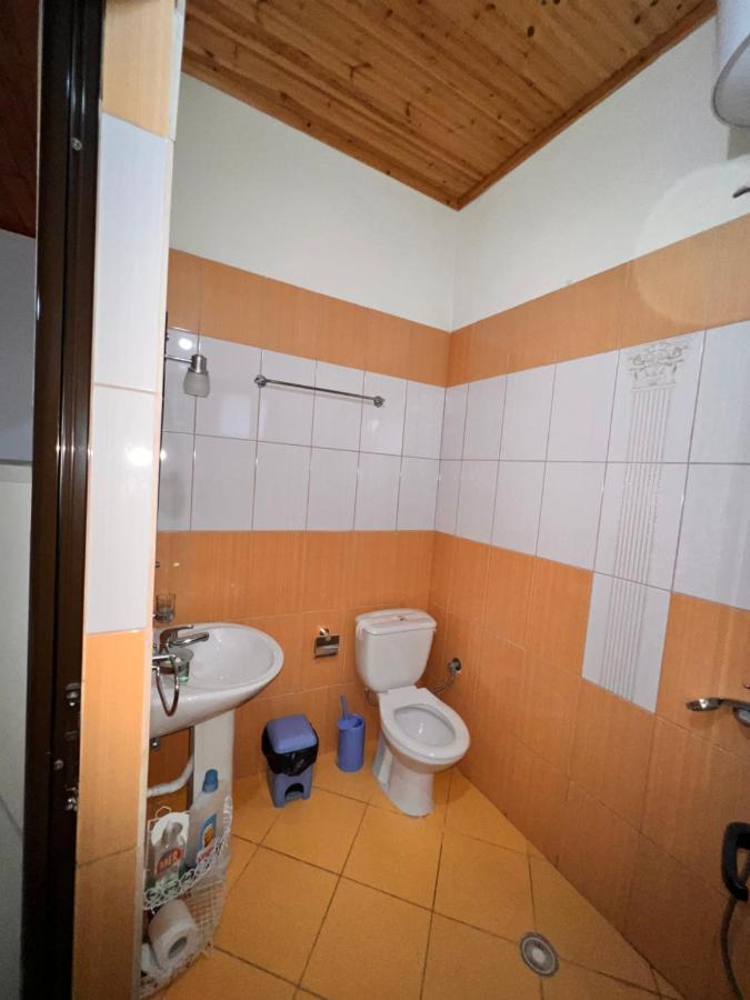 Hotel Moscopole קסאמיל מראה חיצוני תמונה