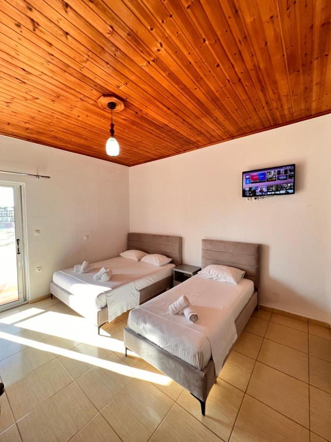 Hotel Moscopole קסאמיל מראה חיצוני תמונה