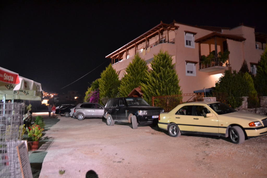 Hotel Moscopole קסאמיל מראה חיצוני תמונה