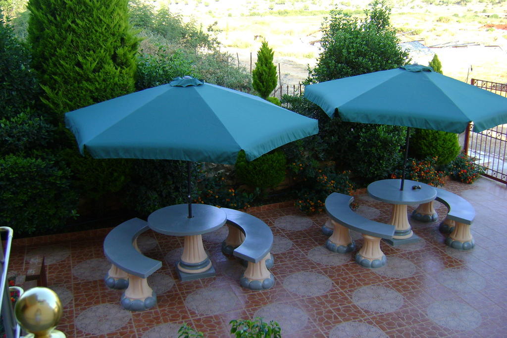 Hotel Moscopole קסאמיל מראה חיצוני תמונה